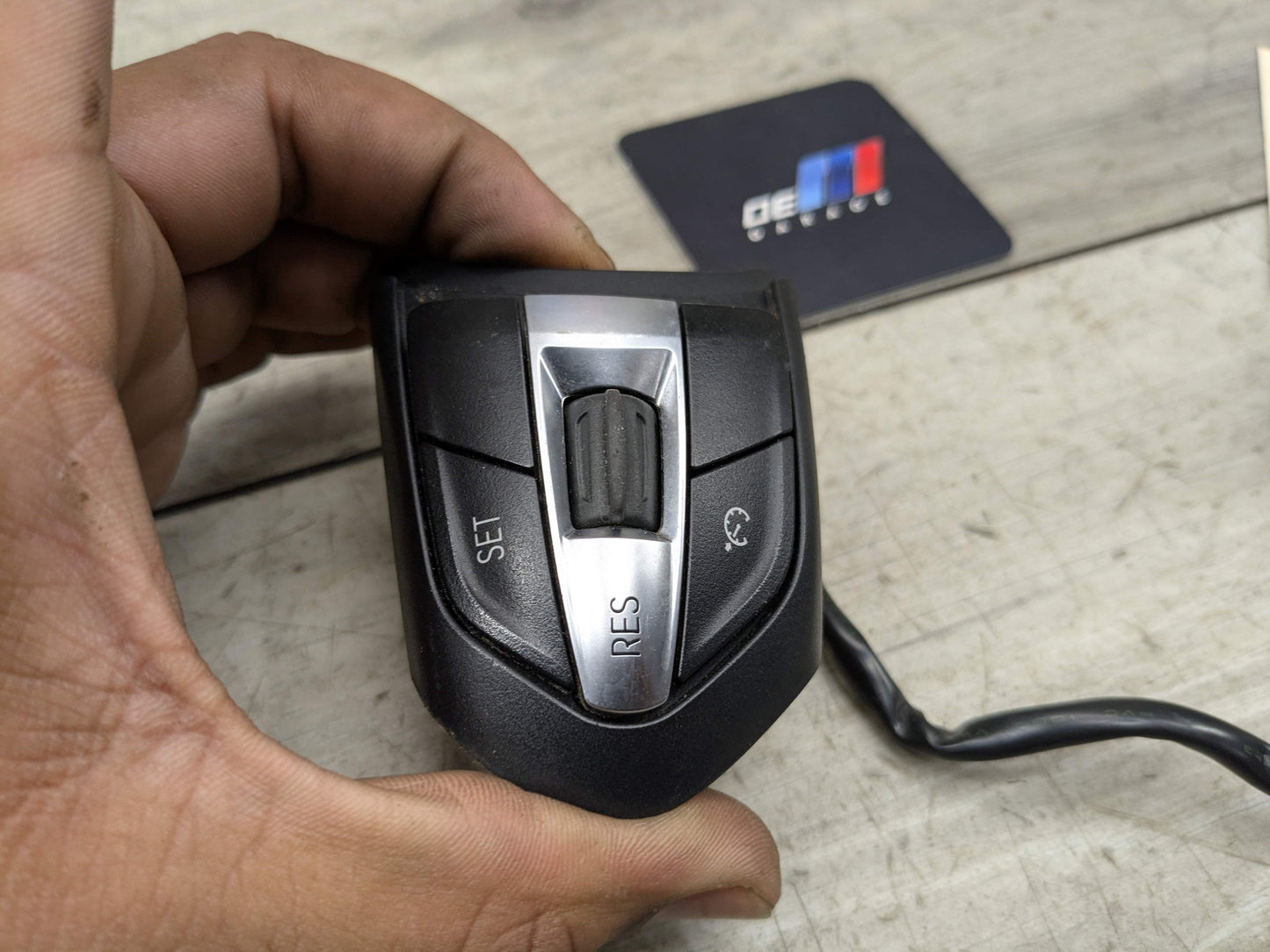 OEM BMW F10 F22 F23 F30 F32 F33 F36 M SPORT Steering Wheel Multifunction Button