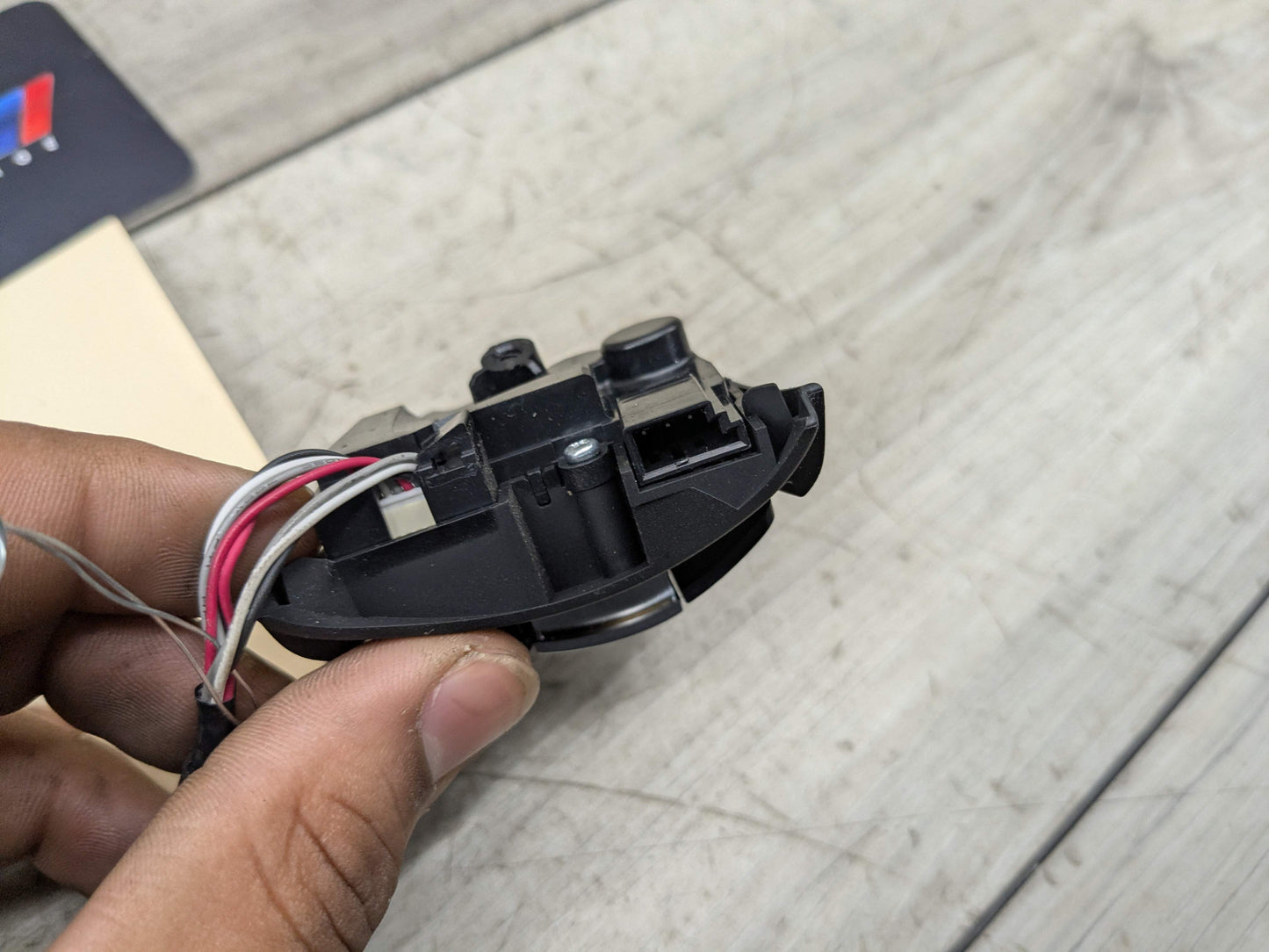 OEM BMW F10 F22 F23 F30 F32 F33 F36 M SPORT Steering Wheel Multifunction Button