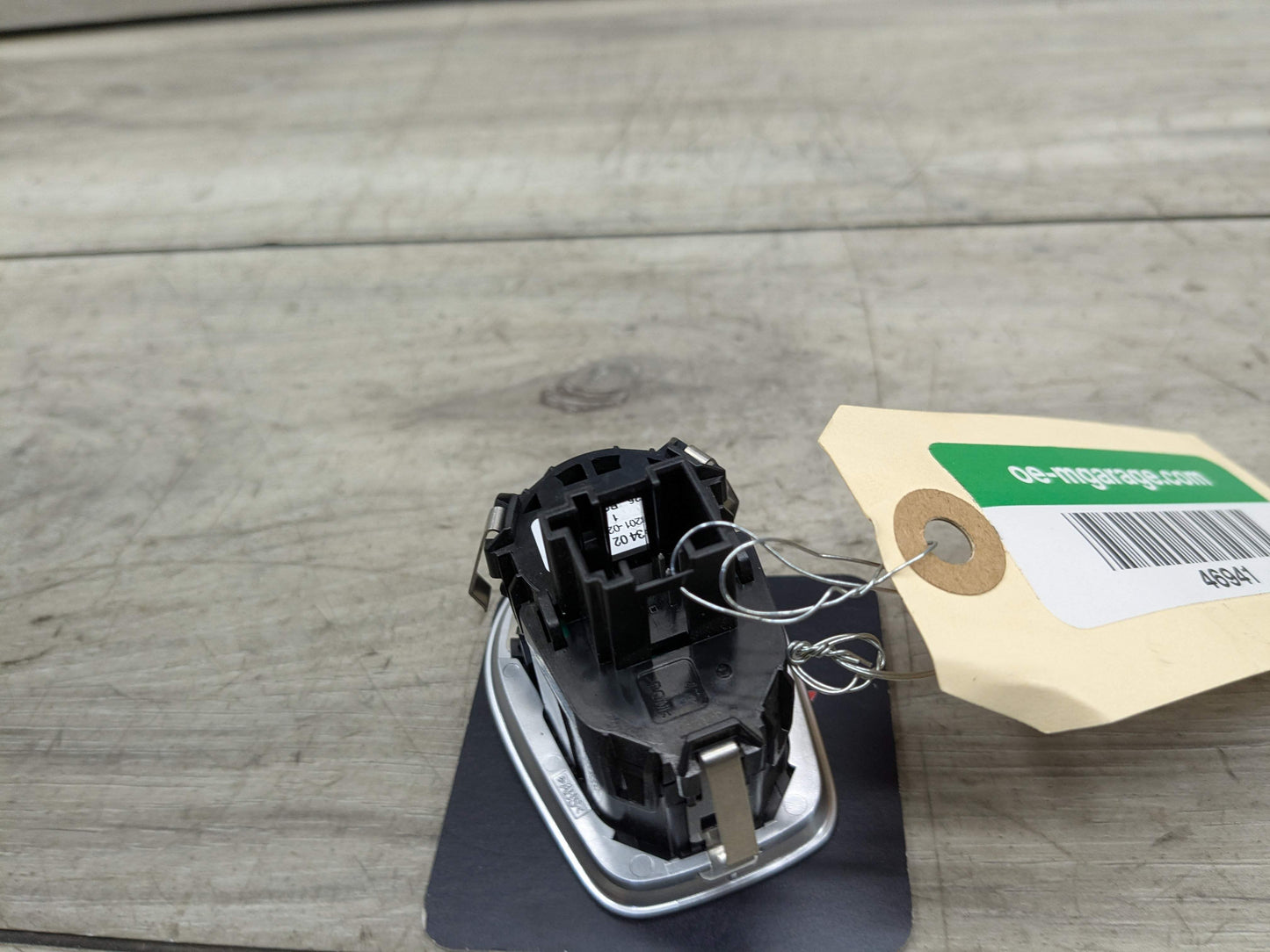 OEM BMW F22 F33 F80 F32 335 M3 M4 Auto Start Stop Ignition Button Switch Black