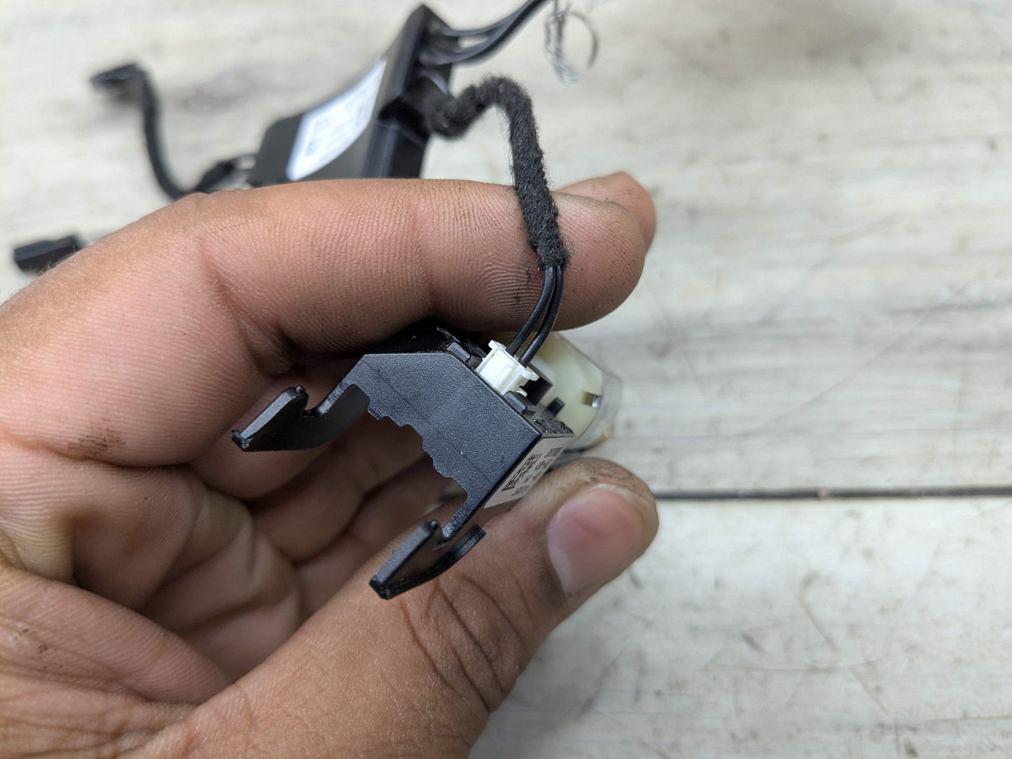 OEM BMW F22 F30 F32 F36 F80 F82 M3 M SPORT Steering Wheel Vibration Motor+Wiring