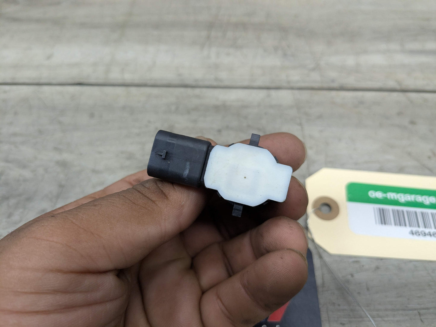 OEM BMW F22 F30 F32 F33 F36 F80 F82 F87 M3 M4 Bumper Parking PDC Sensor Black