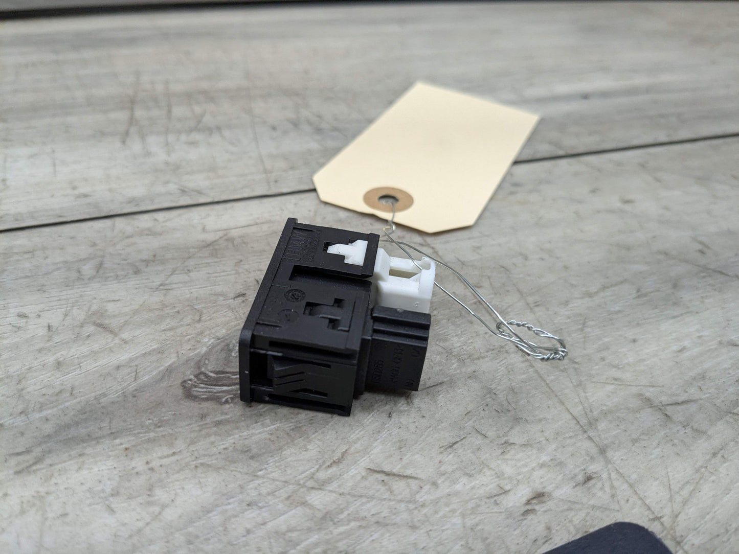 12-20 OEM BMW F22 F23 F30 F32 F33 F36 F48 F80 F82 F83 M3 M4 Aux Audio Input USB