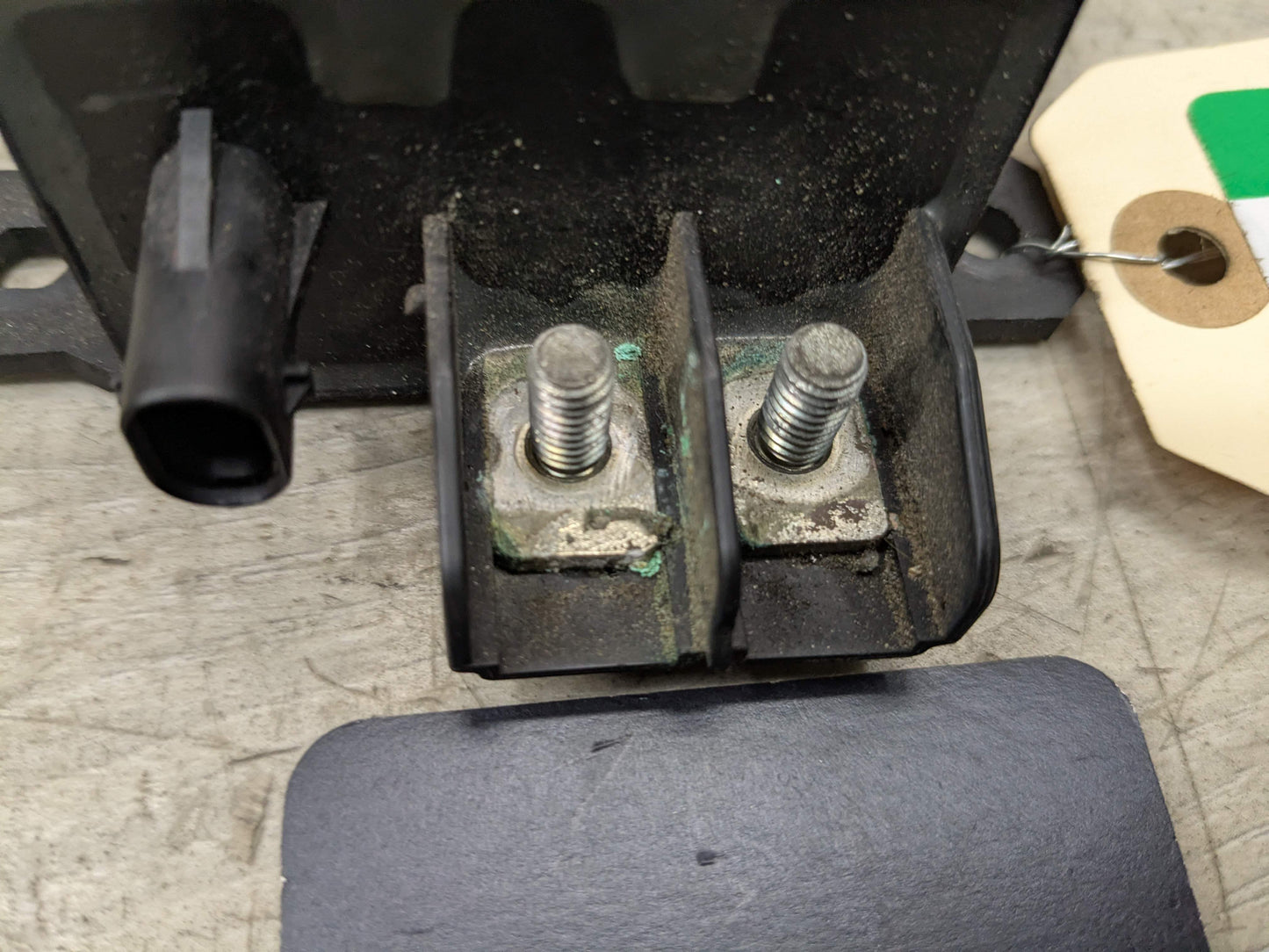 OEM BMW F10 F13 F02 F30 F32 F80 F82 F85 M3 M4 M6 Cooling Fan Relay Control 130A