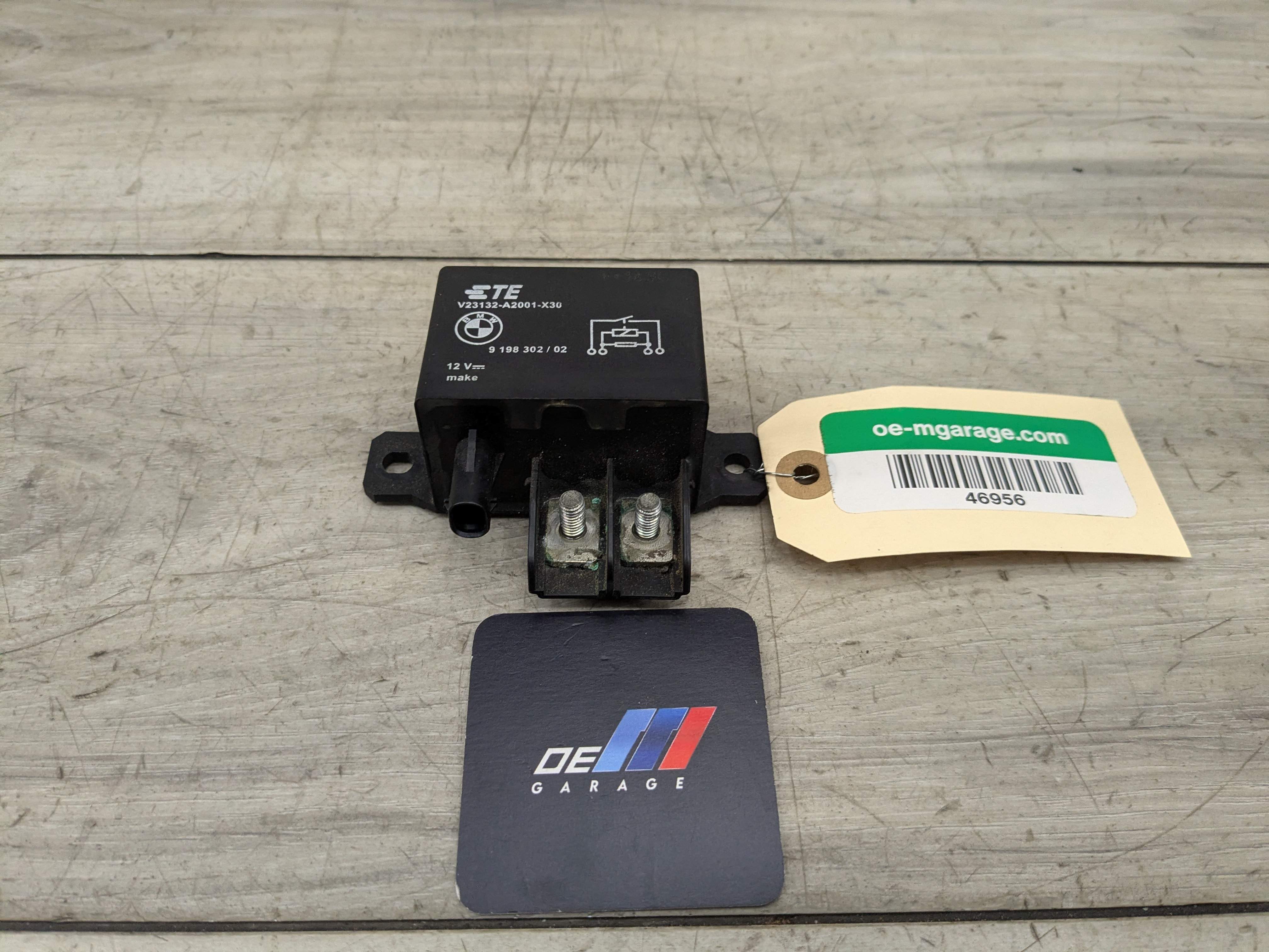 OEM BMW F10 F13 F02 F30 F32 F80 F82 F85 M3 M4 M6 Cooling Fan Relay Con ...
