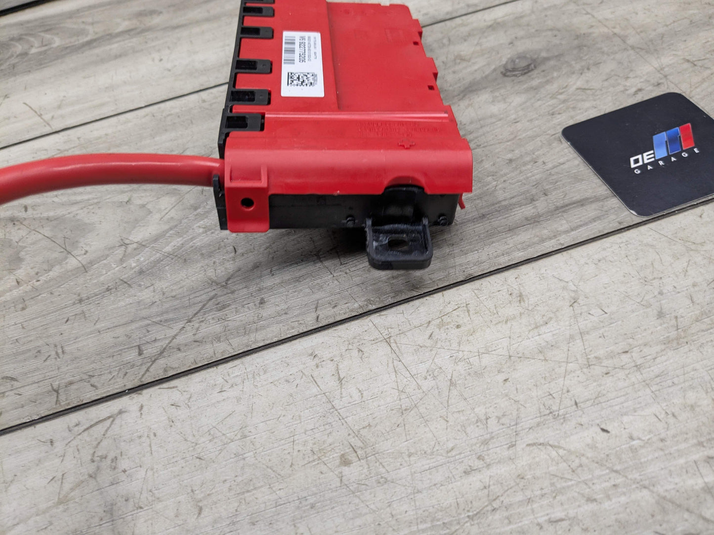 OEM BMW F22 F30 F32 F36 F80 F82 Positive Battery Distributor B+ Power Fuse Box