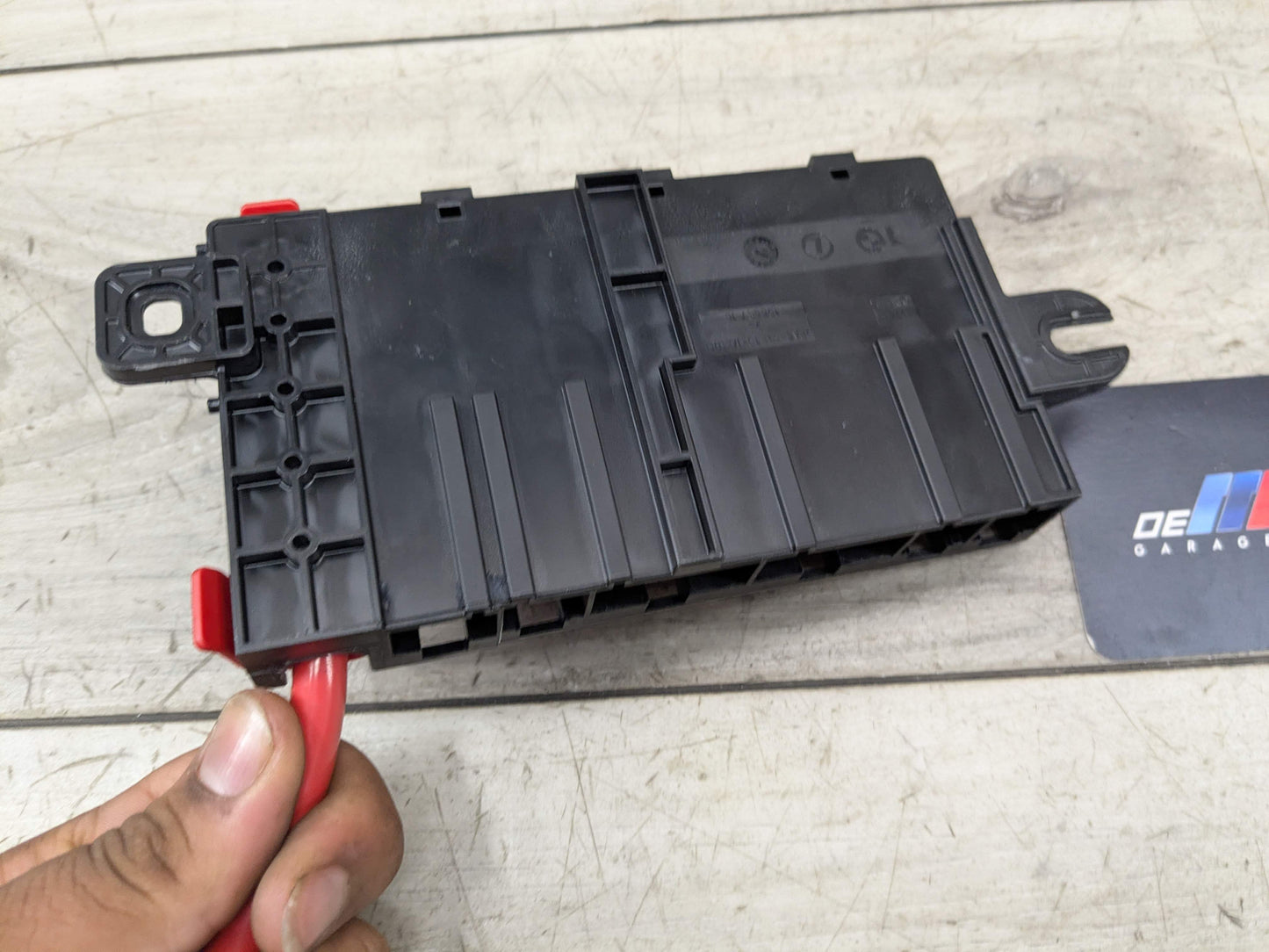 OEM BMW F22 F30 F32 F36 F80 F82 Positive Battery Distributor B+ Power Fuse Box