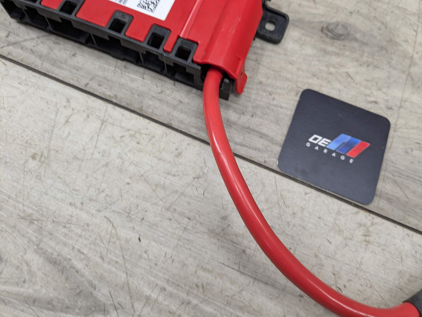 OEM BMW F22 F30 F32 F36 F80 F82 Positive Battery Distributor B+ Power Fuse Box