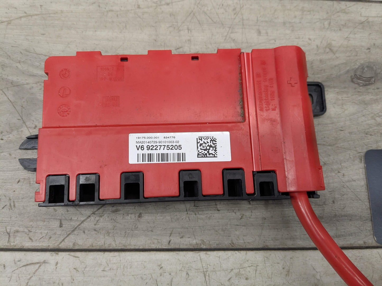 OEM BMW F22 F30 F32 F36 F80 F82 Positive Battery Distributor B+ Power Fuse Box