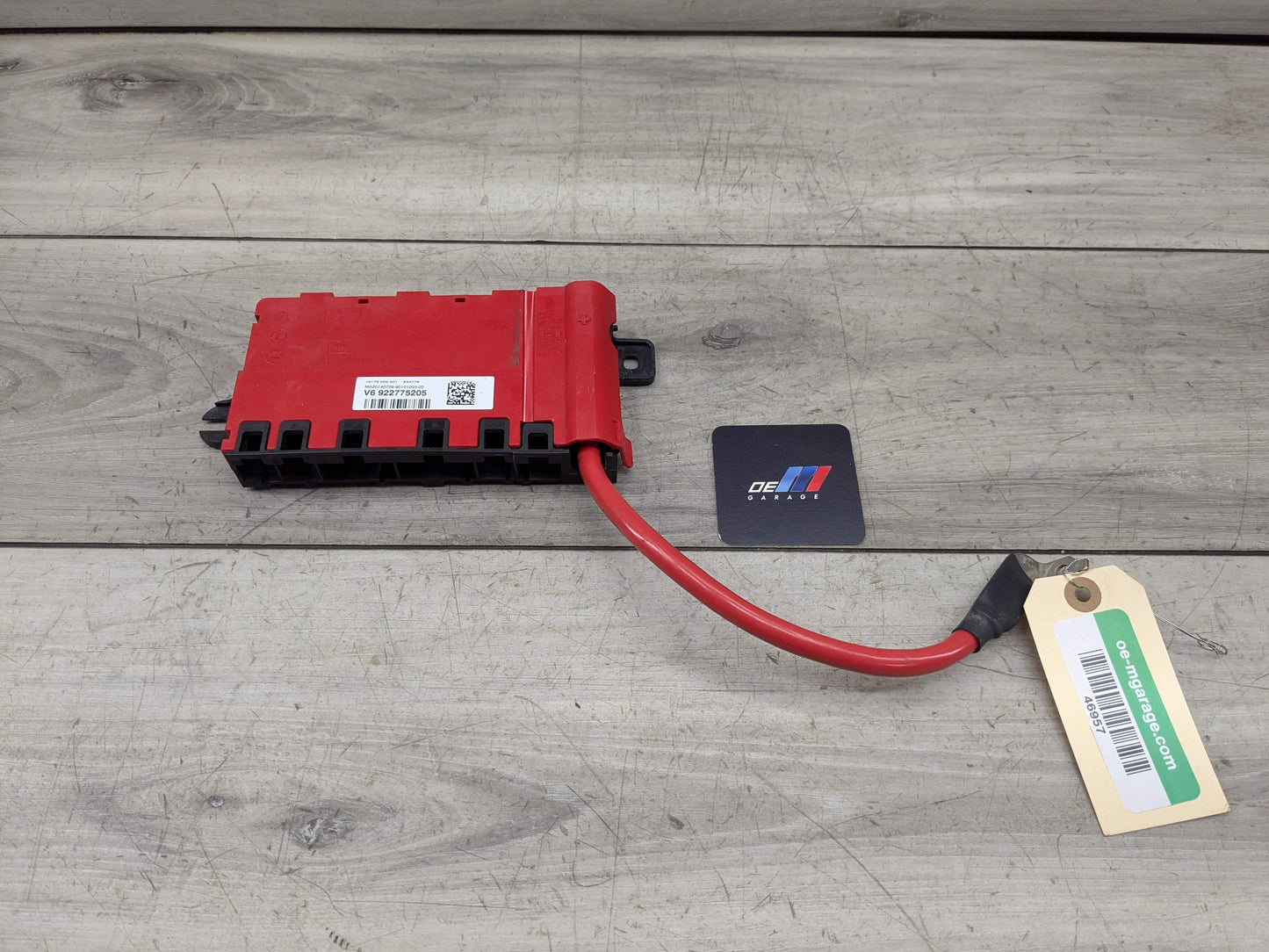 OEM BMW F22 F30 F32 F36 F80 F82 Positive Battery Distributor B+ Power Fuse Box