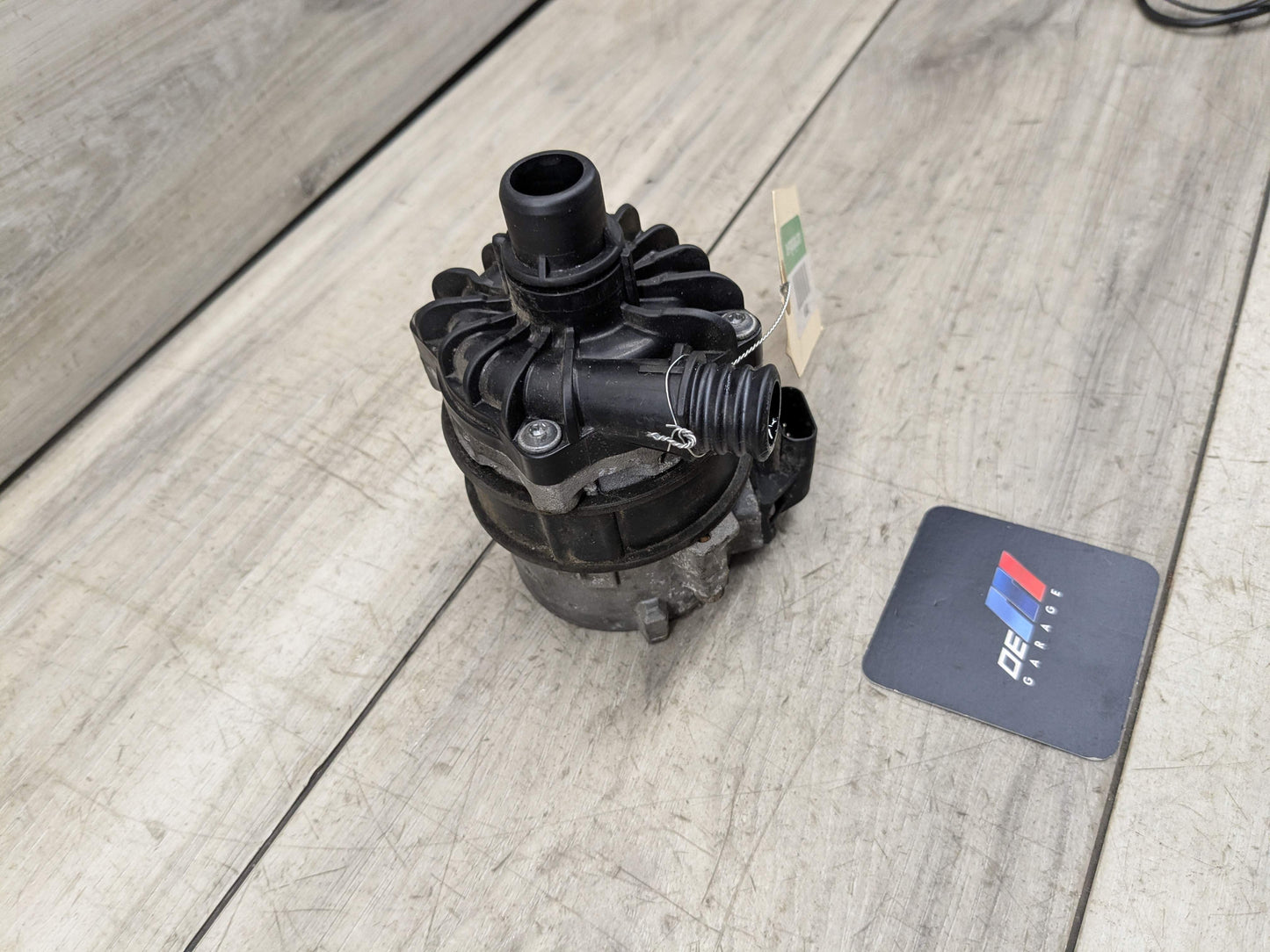 OEM BMW F22 F30 F32 F36 F87 335 435 Engine N55 Auxiliary Electric Water Pump