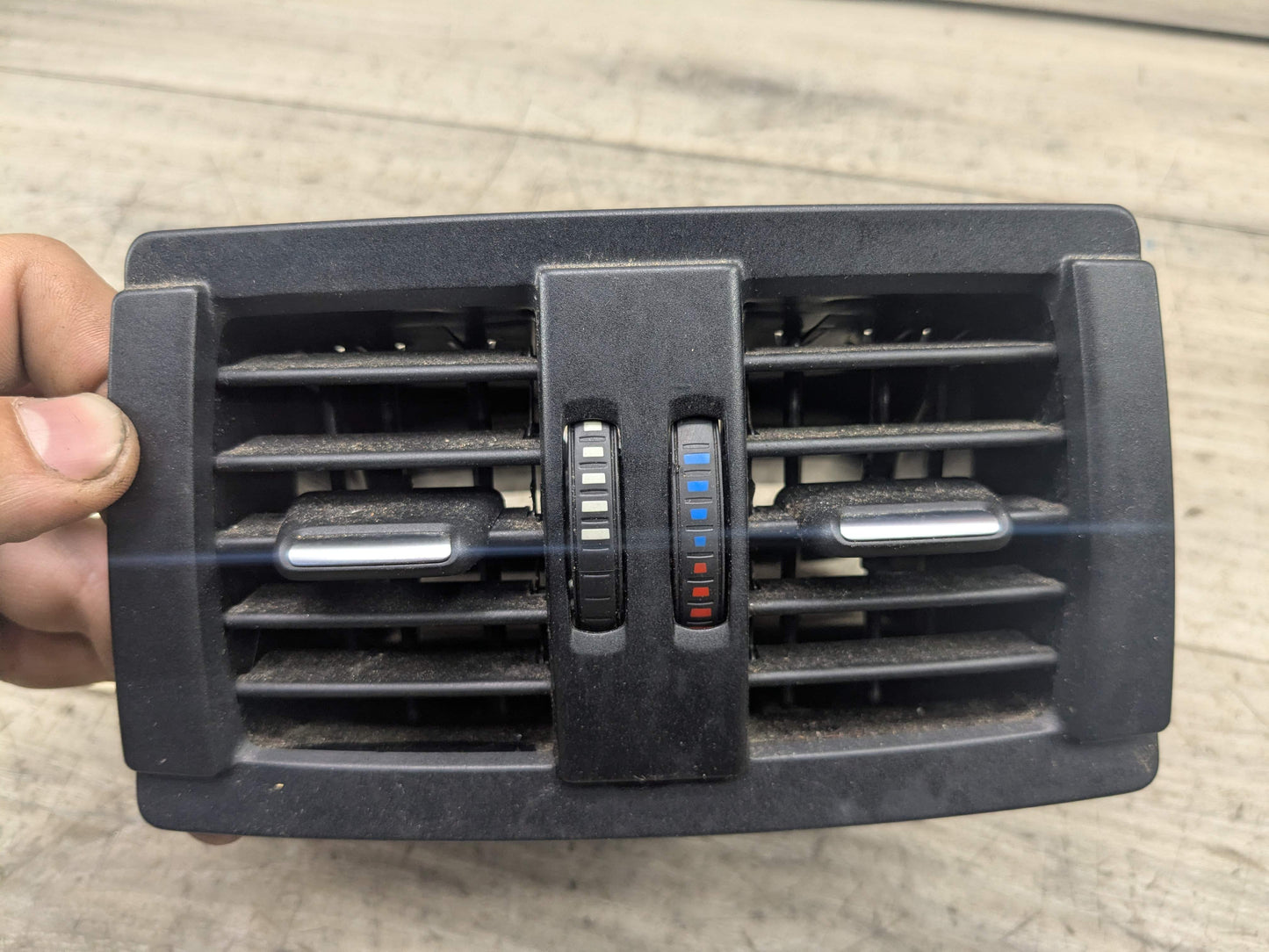 OEM BMW F22 F30 F32 F36 F80 F82 M3 M4 Rear AC Air Vent Trim Cover Panel Black