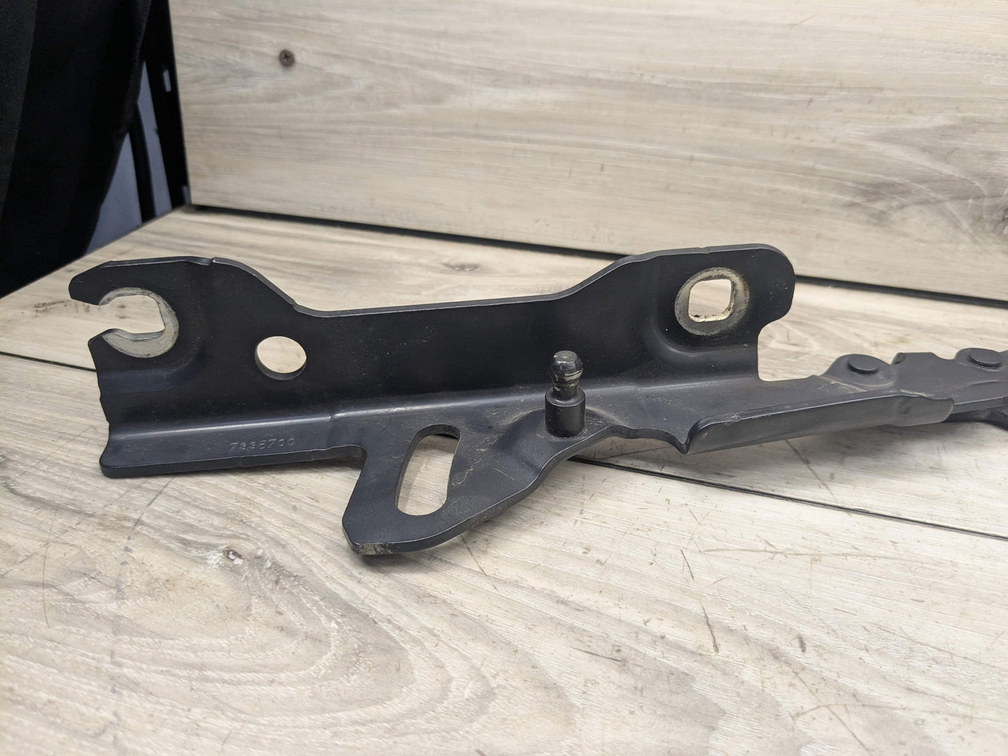 OEM BMW F22 F23 F30 F32 F33 F36 F80 F82 F83 F87 Left Right Side Hood Hinges PAIR