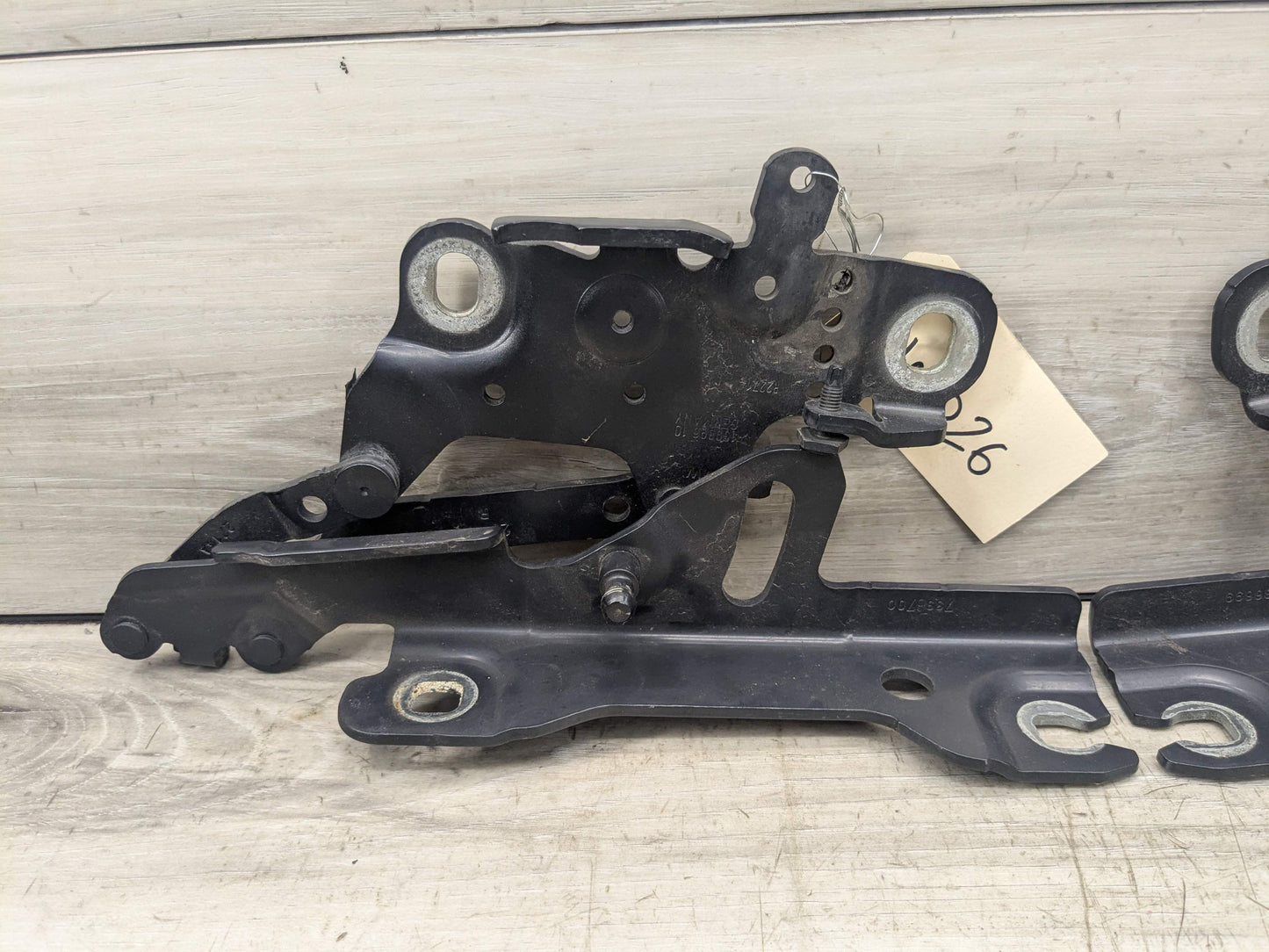 OEM BMW F22 F23 F30 F32 F33 F36 F80 F82 F83 F87 Left Right Side Hood Hinges PAIR