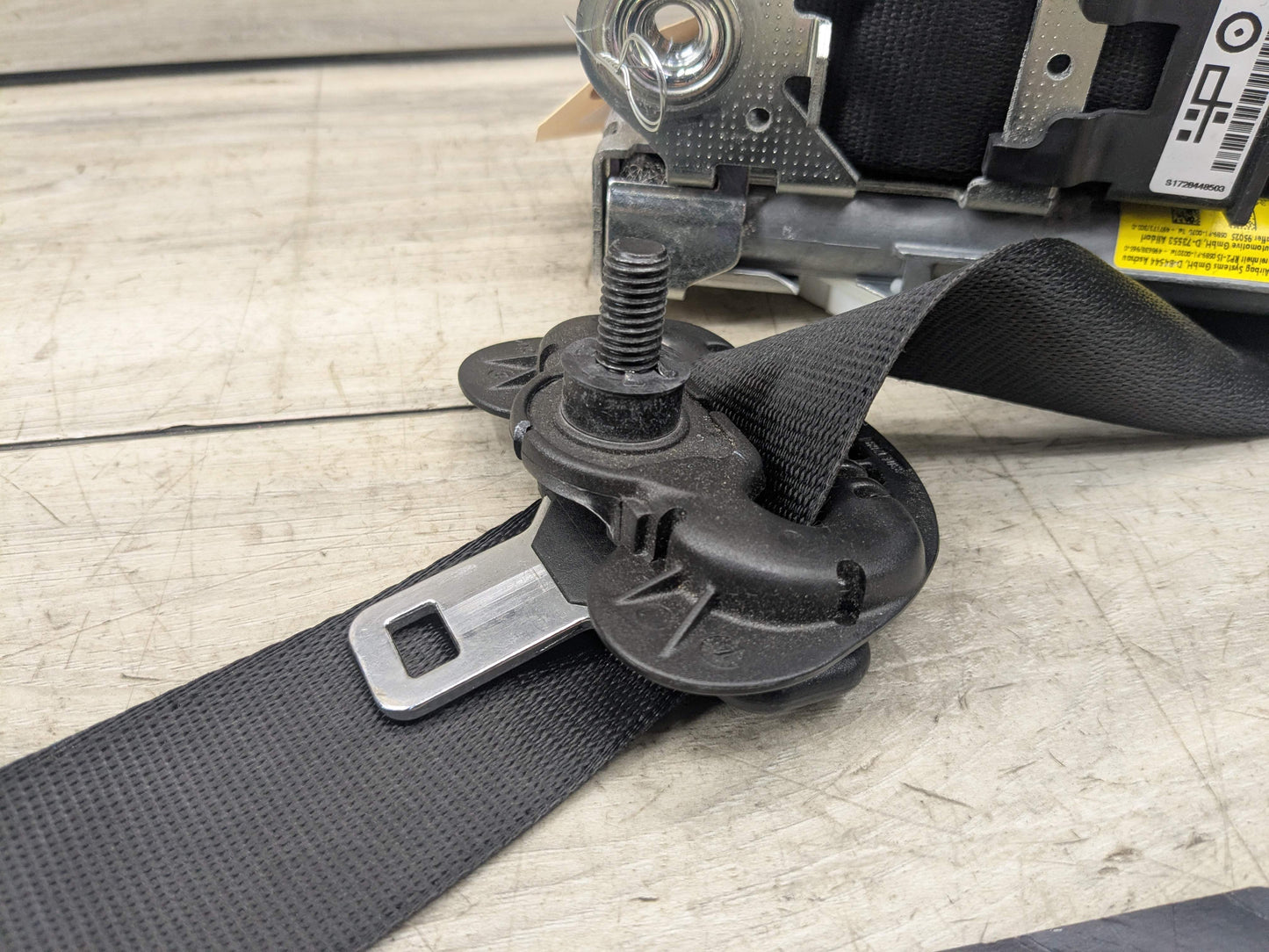 14-20 OEM BMW F22 F32 F82 M4 430 440 Front Left Driver Seatbelt Retractor Black