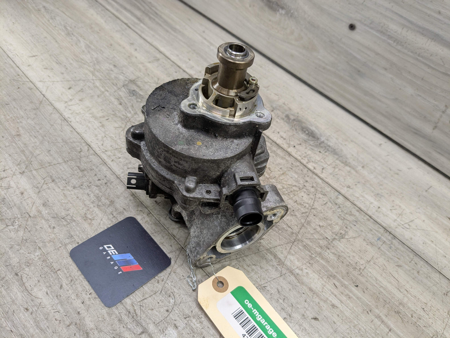 OEM BMW F07 F10 F06 F13 F33 435 535 640 N55 Engine High Pressure Vacuum Pump
