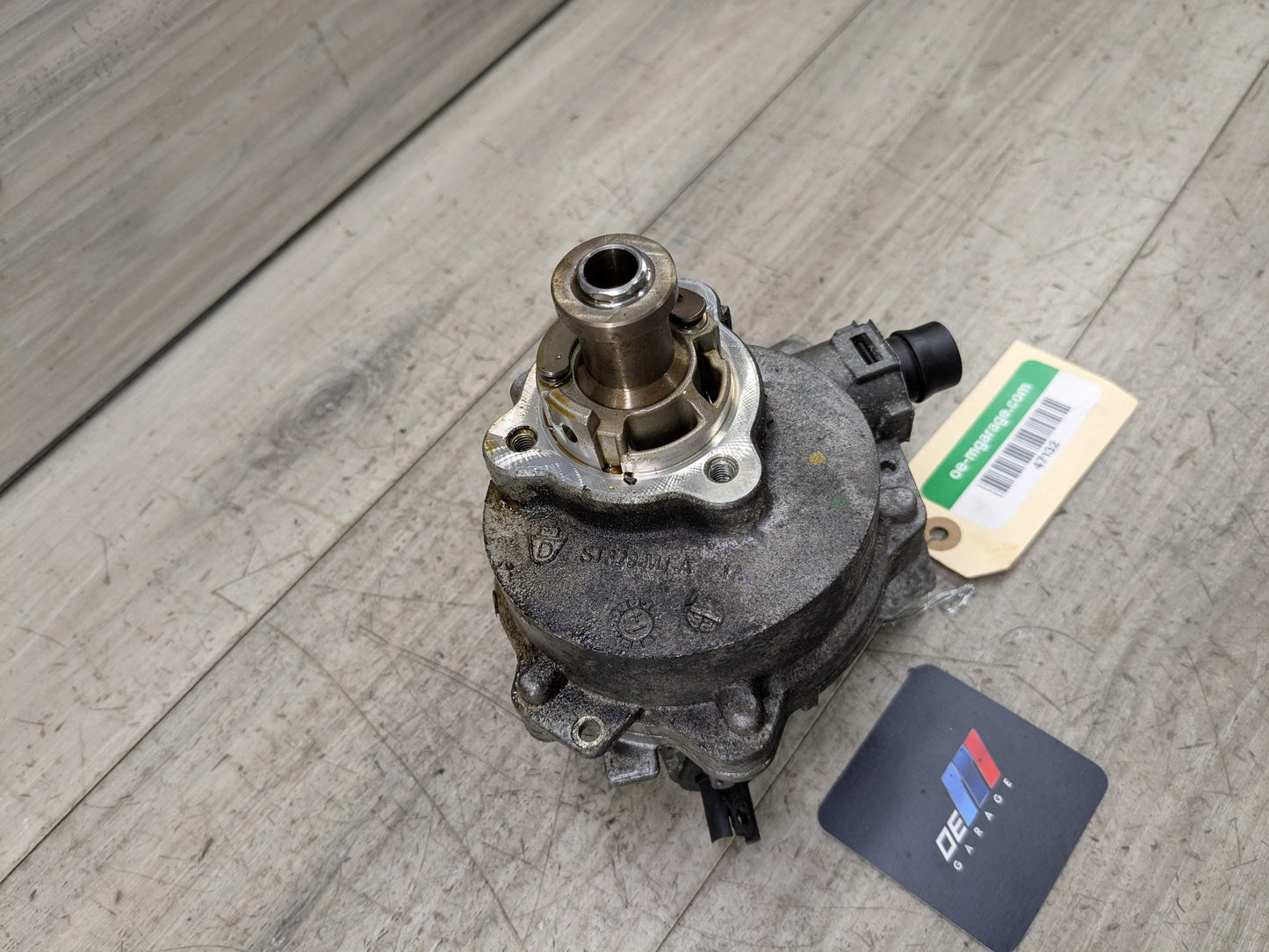 OEM BMW F07 F10 F06 F13 F33 435 535 640 N55 Engine High Pressure Vacuum Pump