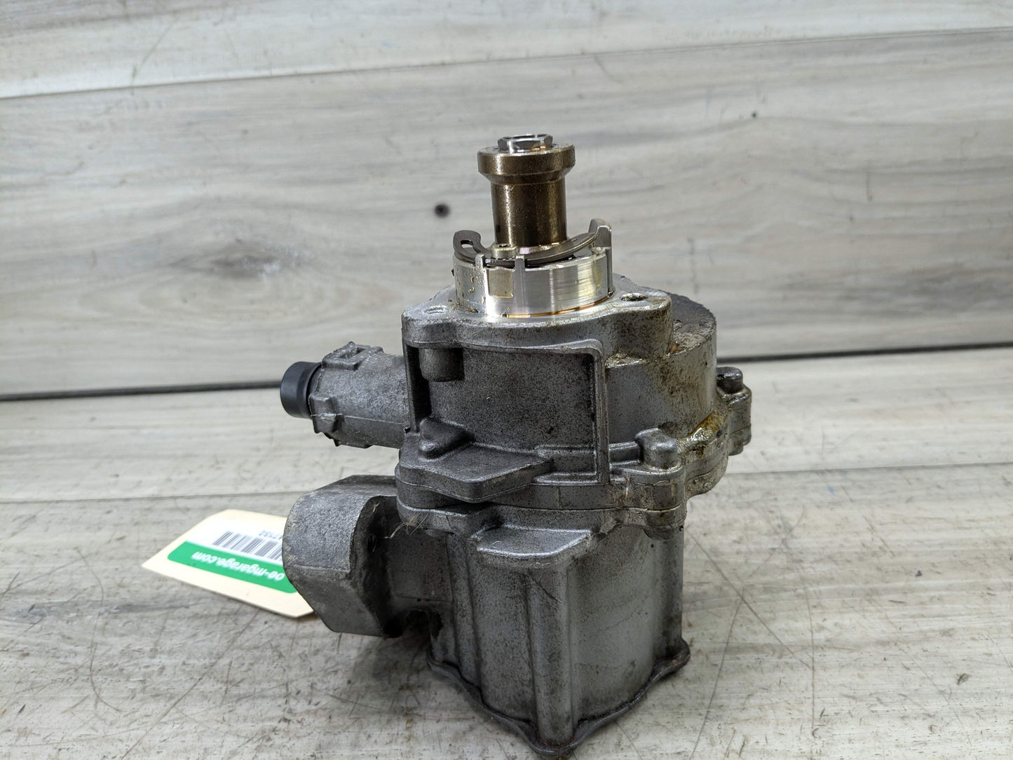 OEM BMW F07 F10 F06 F13 F33 435 535 640 N55 Engine High Pressure Vacuum Pump