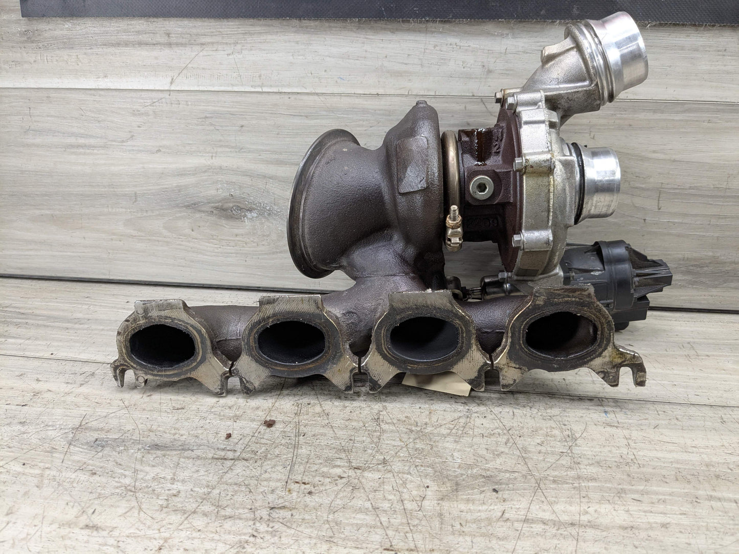 OEM BMW G01 G20 G22 G23 G26 G30 G42 330 430 530 Turbo Charger w Manifold B46 72K