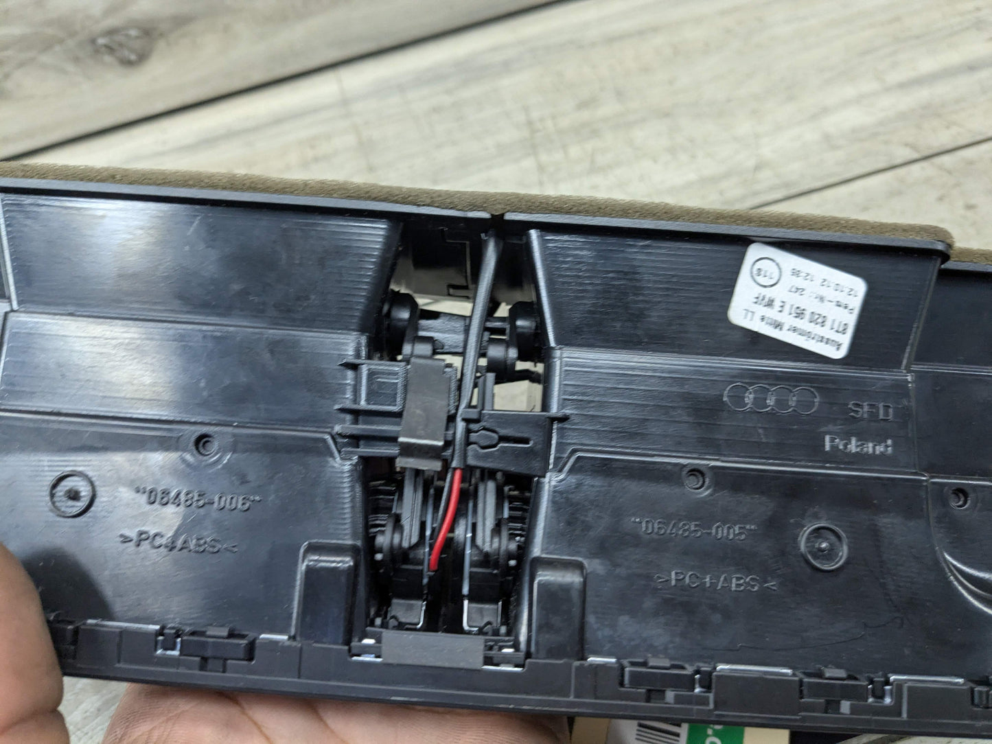 12-17 OEM AUDI A4 A5 S4 S5  Center Dashboard AC Air Vent Grille Trim