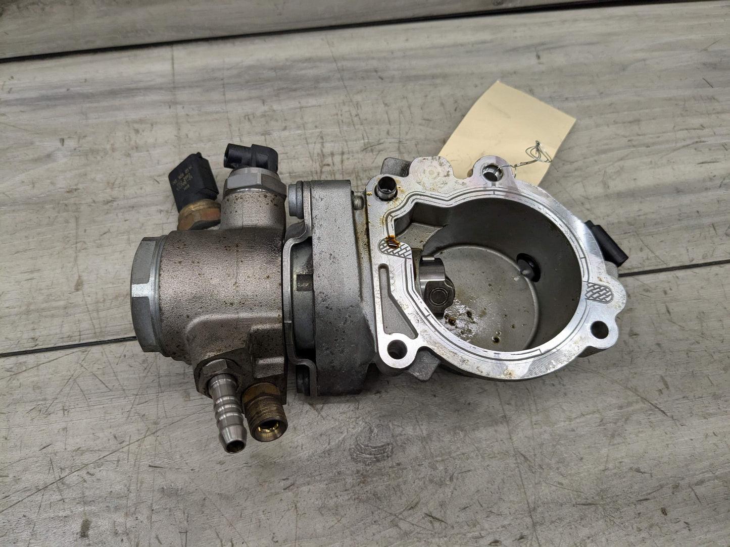 12-17 OEM AUDI PORSCHE A6 A7 S5 Engine 3.0L High Pressure Fuel Pump