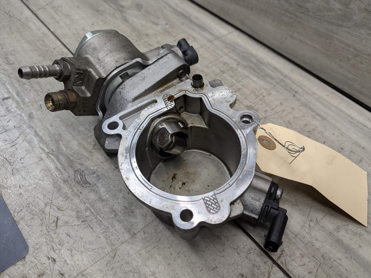 12-17 OEM AUDI PORSCHE A6 A7 S5 Engine 3.0L High Pressure Fuel Pump