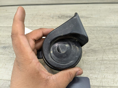 OEM BMW F01 F02 F06 F12 F13 528 535 550 640 740 750 Low Horn Signal Tone Pitch