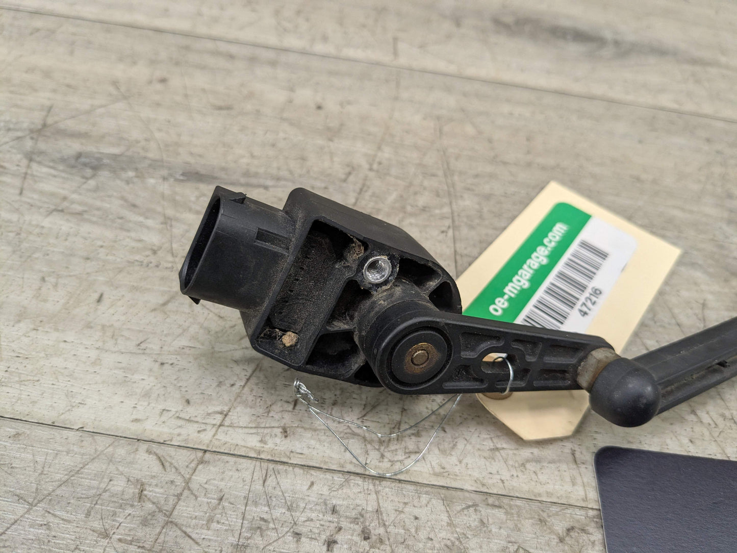 OEM BMW F02 F06 F10 F12 F13 M5 M6 REAR Left Right Suspension Height Level Sensor