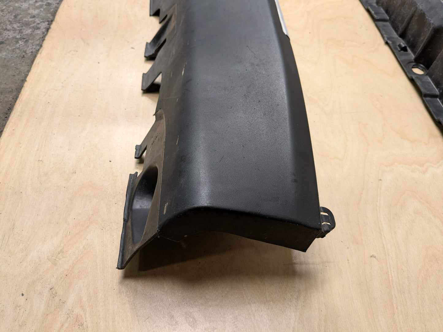 OEM BMW F15 X5 Right Passenger Running Step Board Side Skirt Panel w Bracket