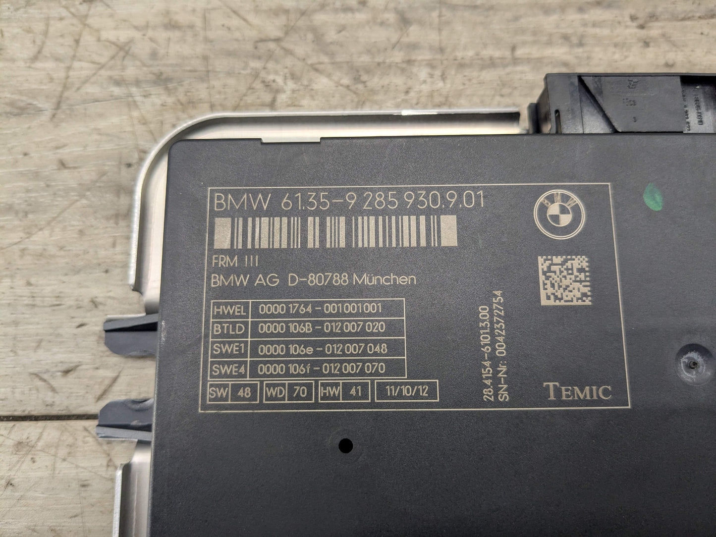 13-15 OEM BMW F01 F02 740 750 LCI Footwell Light Control Module FRMIII FRM3