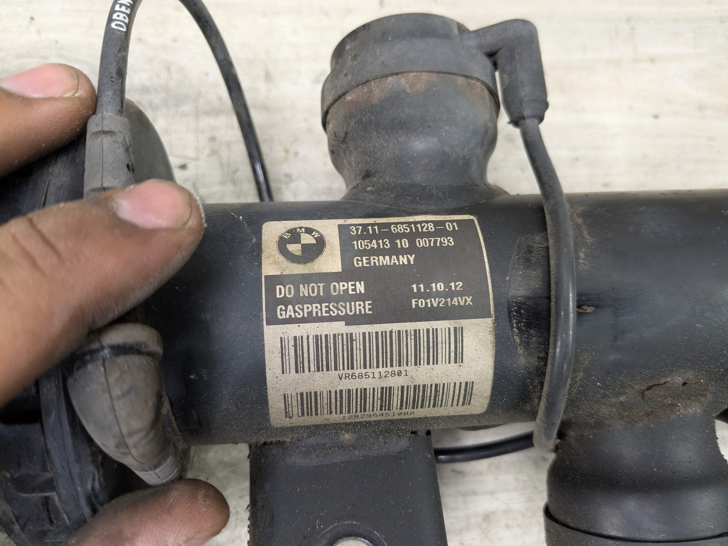 13-15 OEM BMW F01 F02 740 750 AWD Front Right Passenger Spring Strut Shock