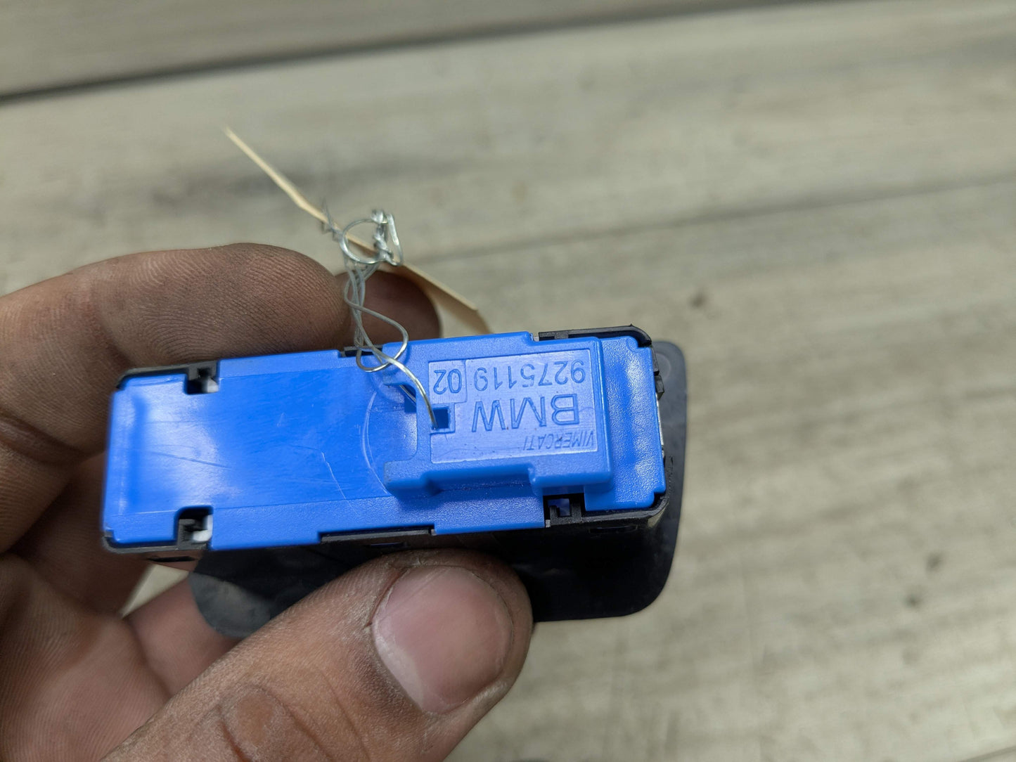 OEM BMW F15 F36 F48 G01 G05 G20 G26 G30 G80 Rear Trunk Lid Lock Button Switch