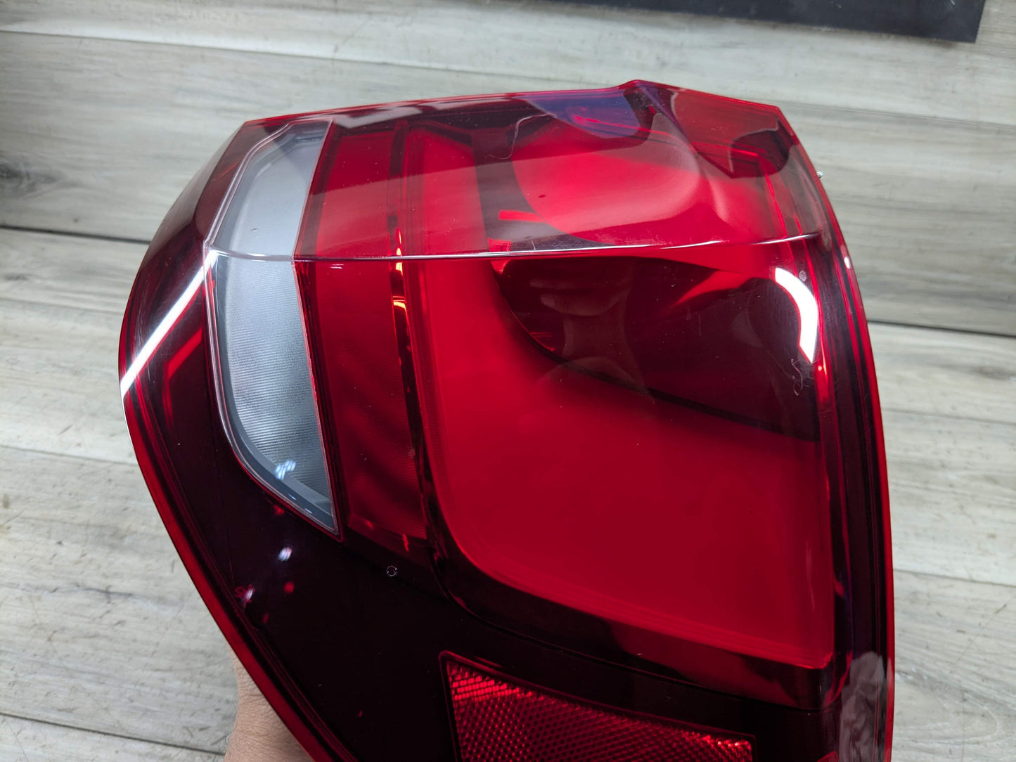 14-18 BMW OEM F15 F85 X5 X5M Rear Right Passenger Side Outer Stop Tail Light