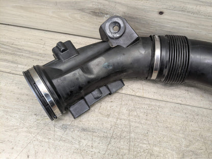 09-19 OEM BMW F12 F13 F15 F16 X5 X6 Front Right Intercooler Upper Charge Pipe
