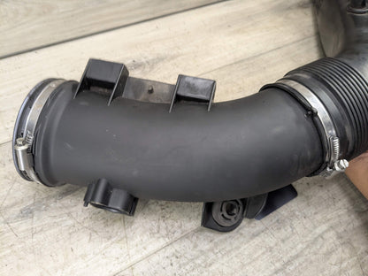 09-19 OEM BMW F12 F13 F15 F16 X5 X6 Front Right Intercooler Upper Charge Pipe
