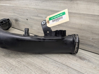 09-19 OEM BMW F12 F13 F15 F16 X5 X6 Front Right Intercooler Upper Charge Pipe