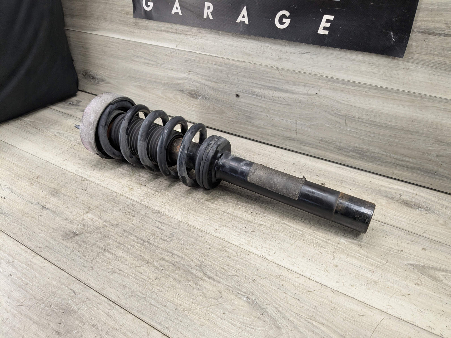 OEM BMW F15 F16 X5 X6 35iX 35dX FRONT Strut Shock Absorber Spring