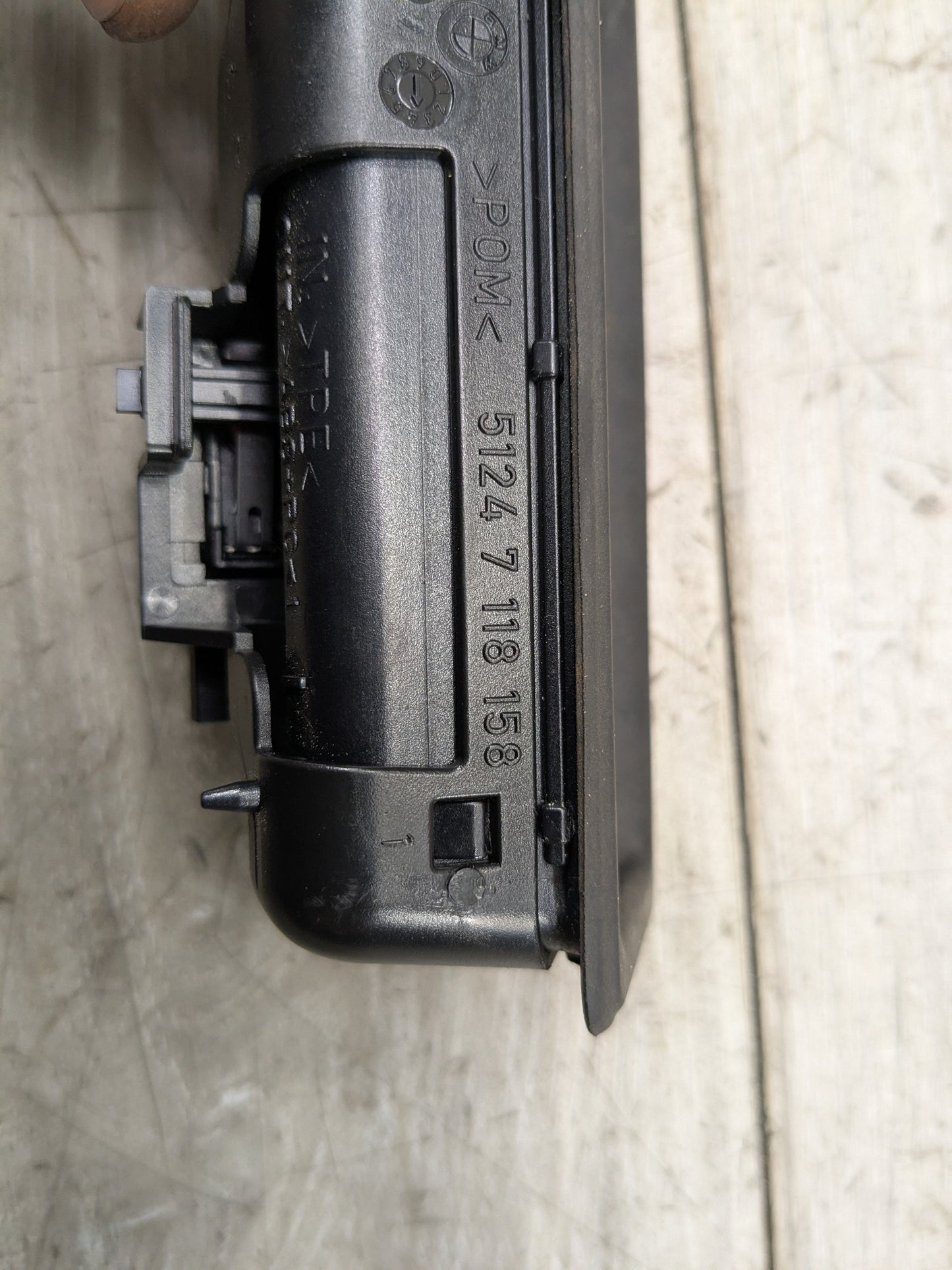 OEM BMW E60 E70 E90 E91 E92 E93 Rear Tailgate Trunk Handle Release Button Switch