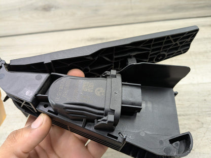 OEM BMW F15 F22 F25 F30 F36 F80 G01 G05 G20 X3 X5 Accelerator Throttle Gas Pedal