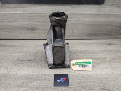 OEM BMW E70 X5d DIESEL Front Driveshaft Axle Shaft Supporting Mount Bracket