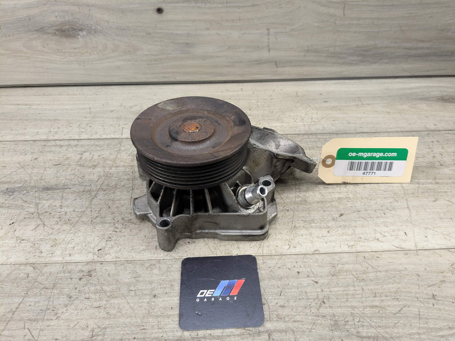 OEM BMW E70 E90 DIESEL Engine M57 Water Pump Cooling Mechanical