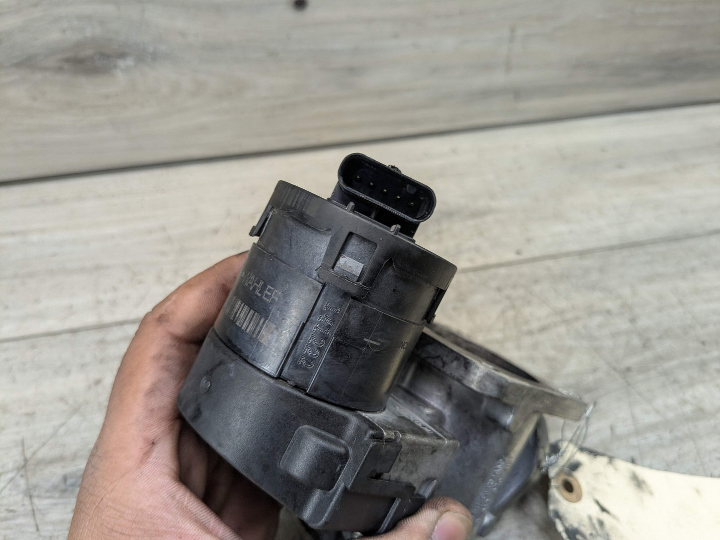 OEM BMW E70 E90 X5 Engine M57 Exhaust EGR Gas Recirculation Valve Throttle Body