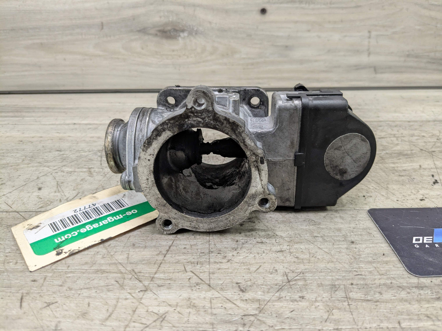 OEM BMW E70 E90 X5 Engine M57 Exhaust EGR Gas Recirculation Valve Throttle Body