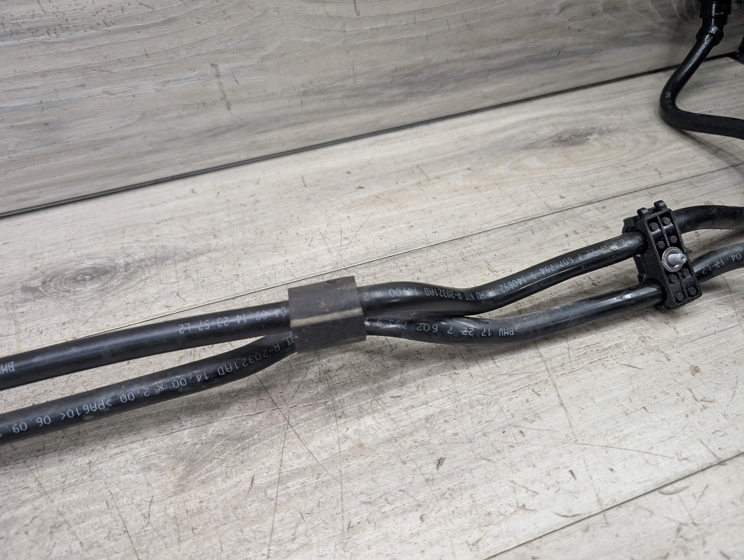 12-17 OEM BMW F30 F32 F33 F36 335 435 Transmission Oil Cooler Line Pipe Hose N55