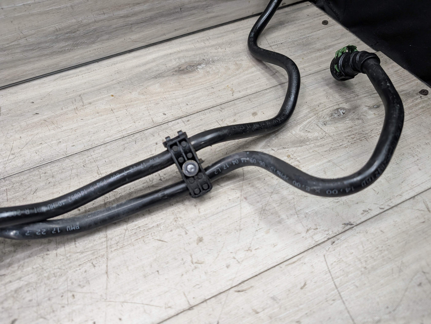12-17 OEM BMW F30 F32 F33 F36 335 435 Transmission Oil Cooler Line Pipe Hose N55