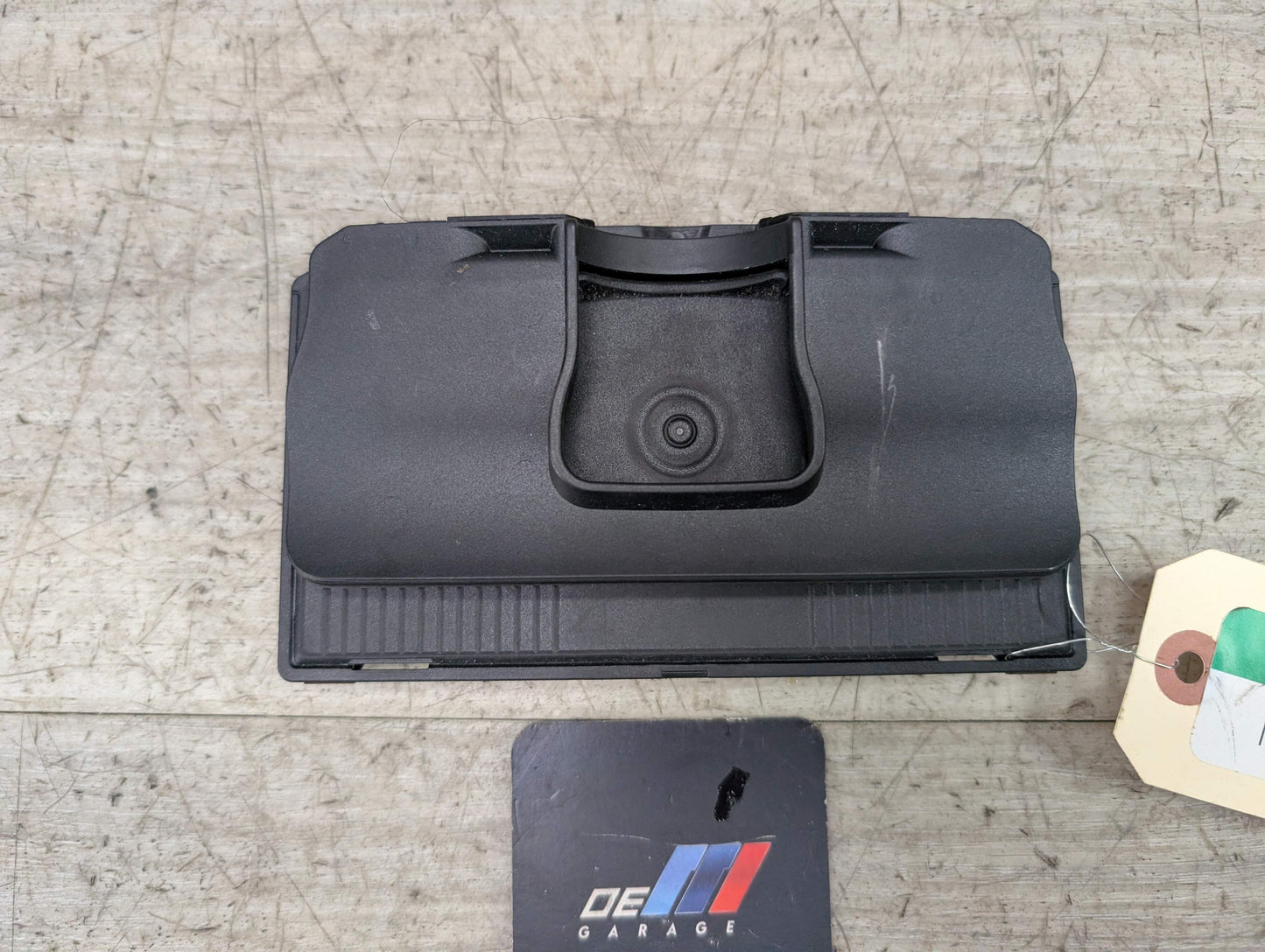 16-19 OEM BMW G11 G12 G80 G82 Center Console Wireless Charger Module Unit