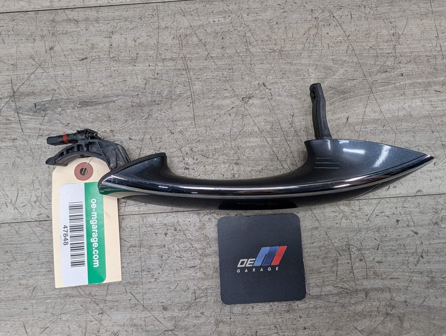 16-19 OEM BMW G11 G12 740 750 COMFORT ACCESS Front Left Door Handle Gray