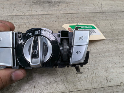 16-19 OEM BMW G11 G12 740 750 M760 Headlight Light Control Switch Panel Module
