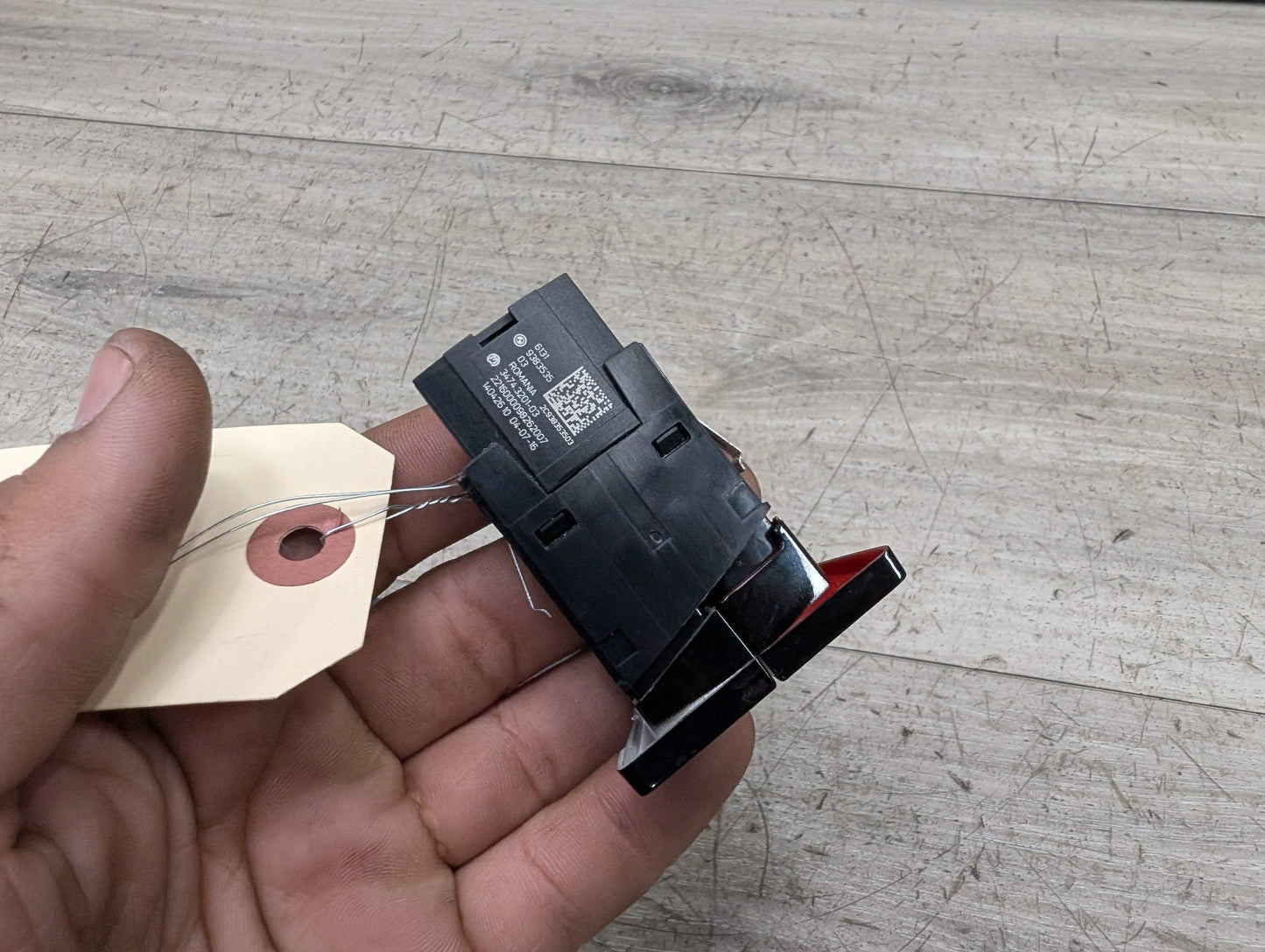 16-23 OEM BMW F90 G12 G30 Door Lock Emergency Hazard Flasher Control Switch