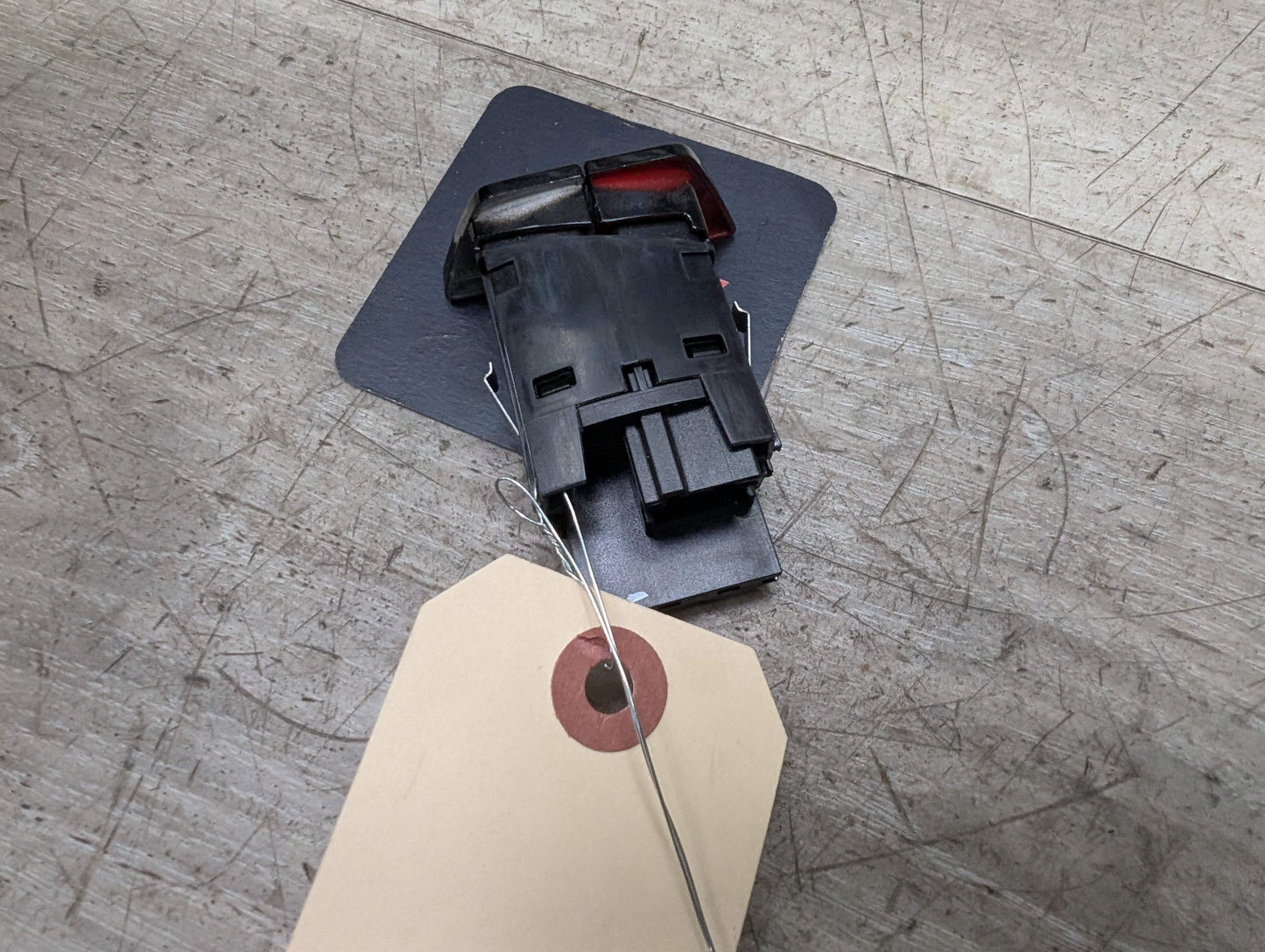 16-23 OEM BMW F90 G12 G30 Door Lock Emergency Hazard Flasher Control Switch