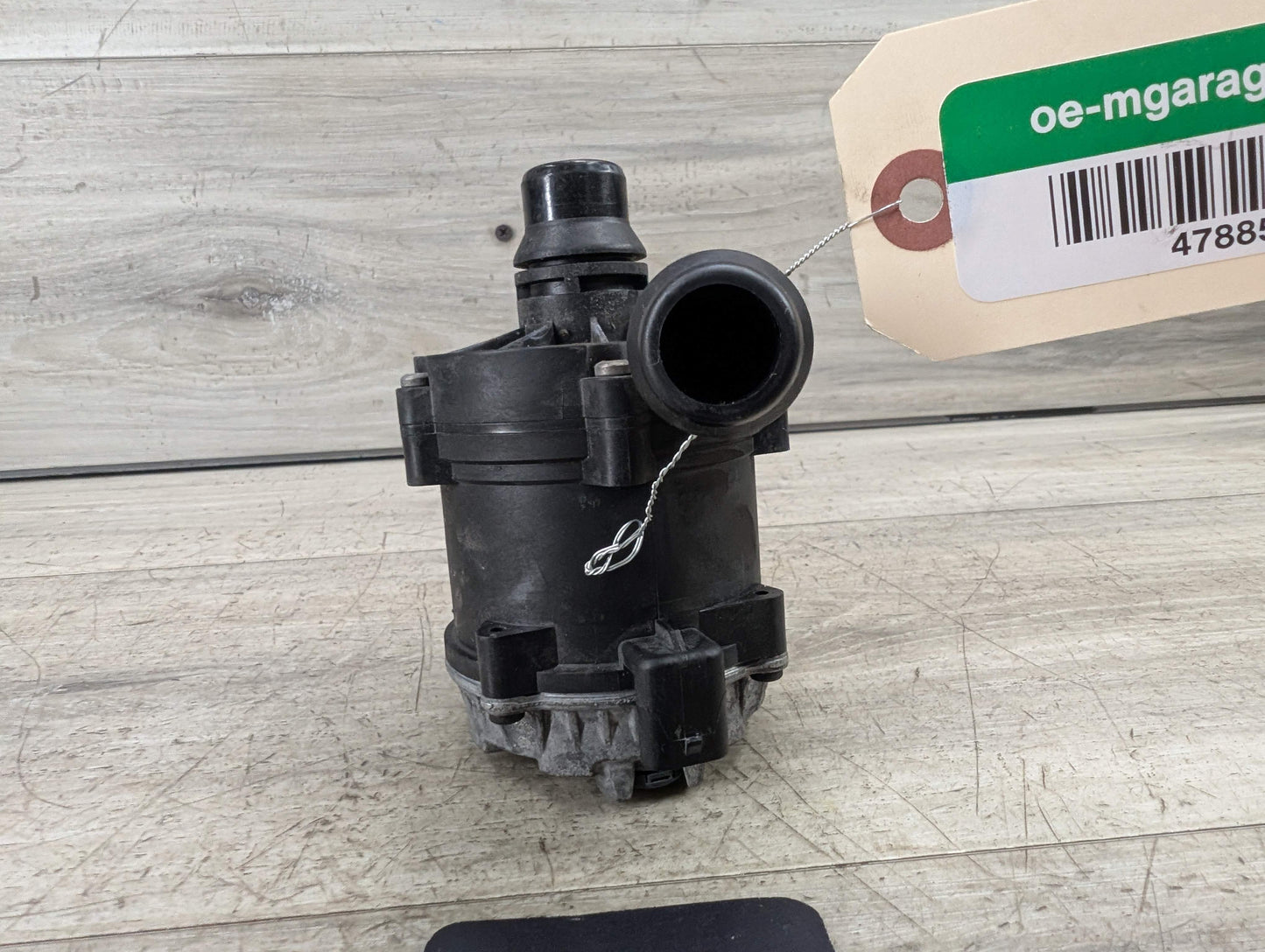 16-24 OEM BMW F90 G11 G12 G30 M5 Engine Electric Auxiliary Water Coolant Pump